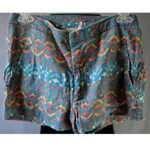 Free People | Size 6 | Aztec Patterned Shorts